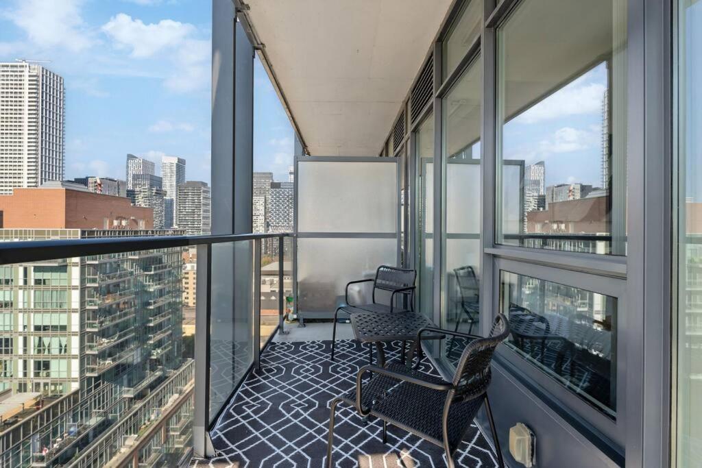 Amazing View 2Br St Lawrence Market Condo, Downtown Toronto Exterior foto