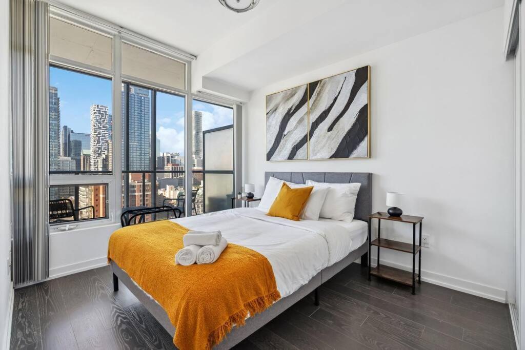 Amazing View 2Br St Lawrence Market Condo, Downtown Toronto Exterior foto