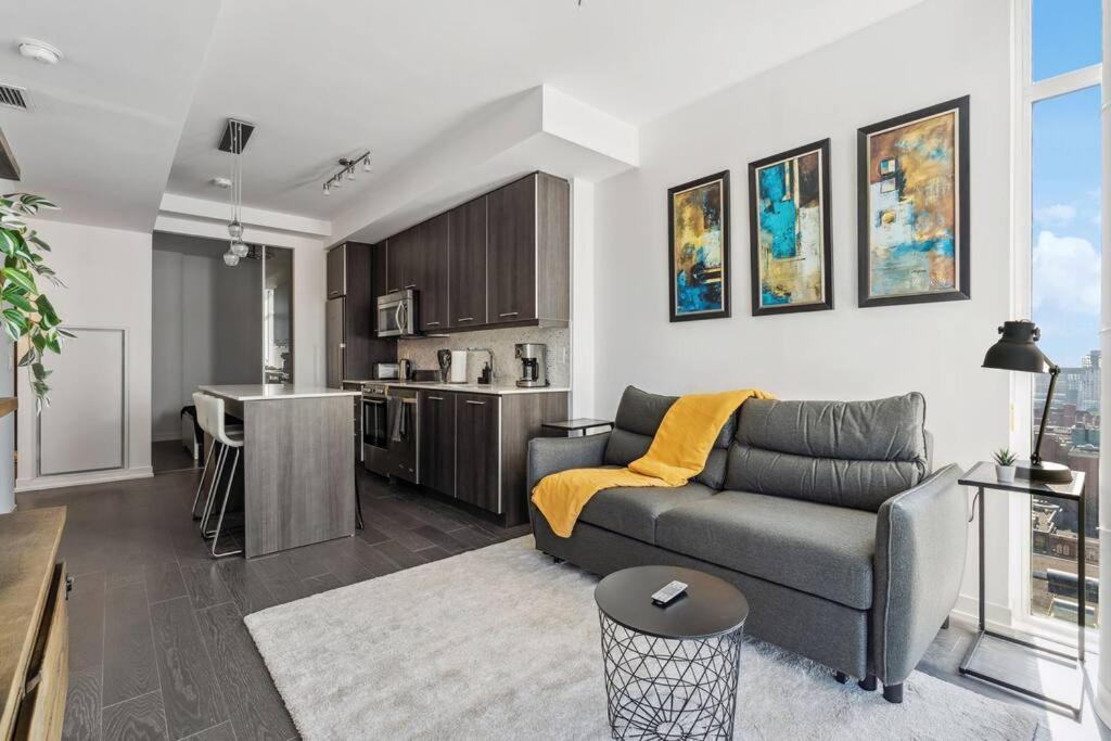Amazing View 2Br St Lawrence Market Condo, Downtown Toronto Exterior foto