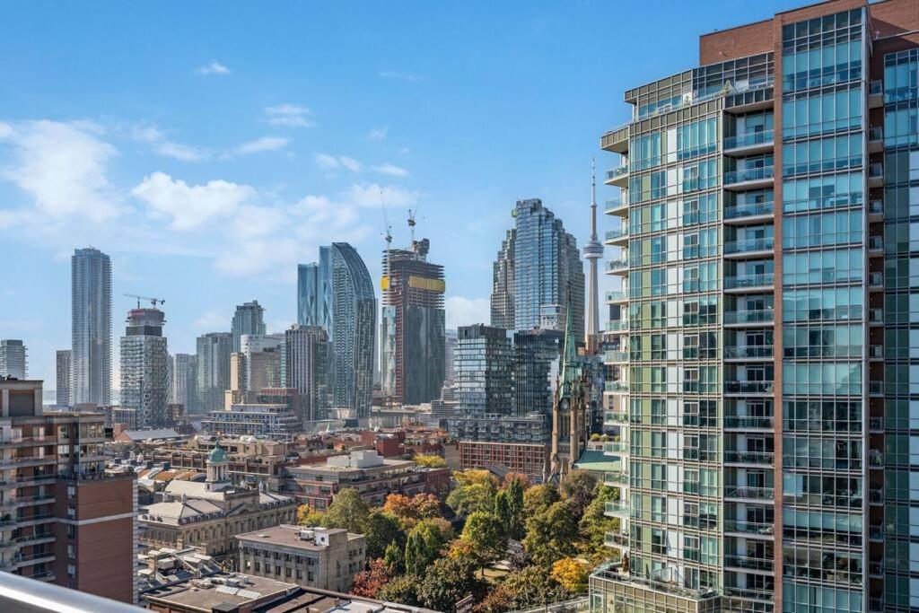 Amazing View 2Br St Lawrence Market Condo, Downtown Toronto Exterior foto