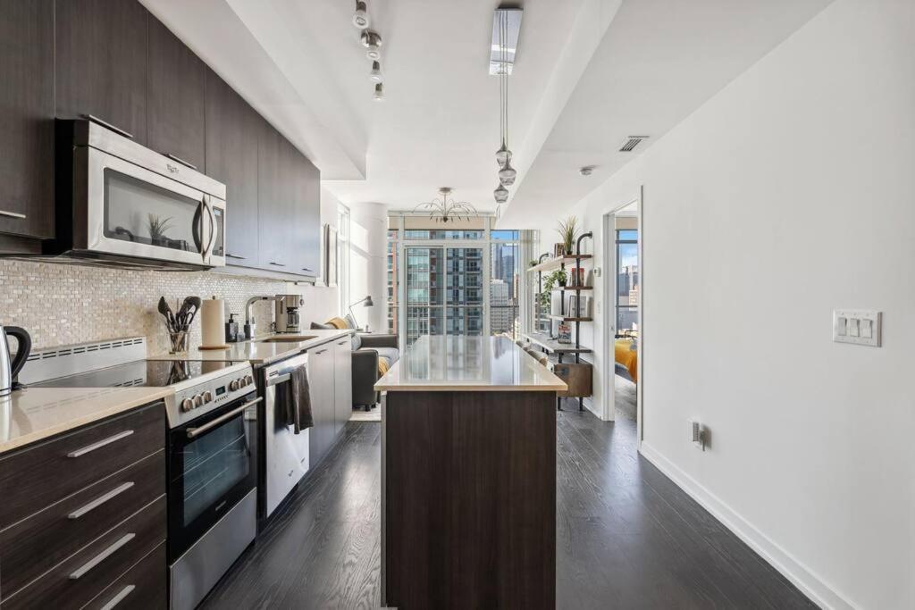 Amazing View 2Br St Lawrence Market Condo, Downtown Toronto Exterior foto