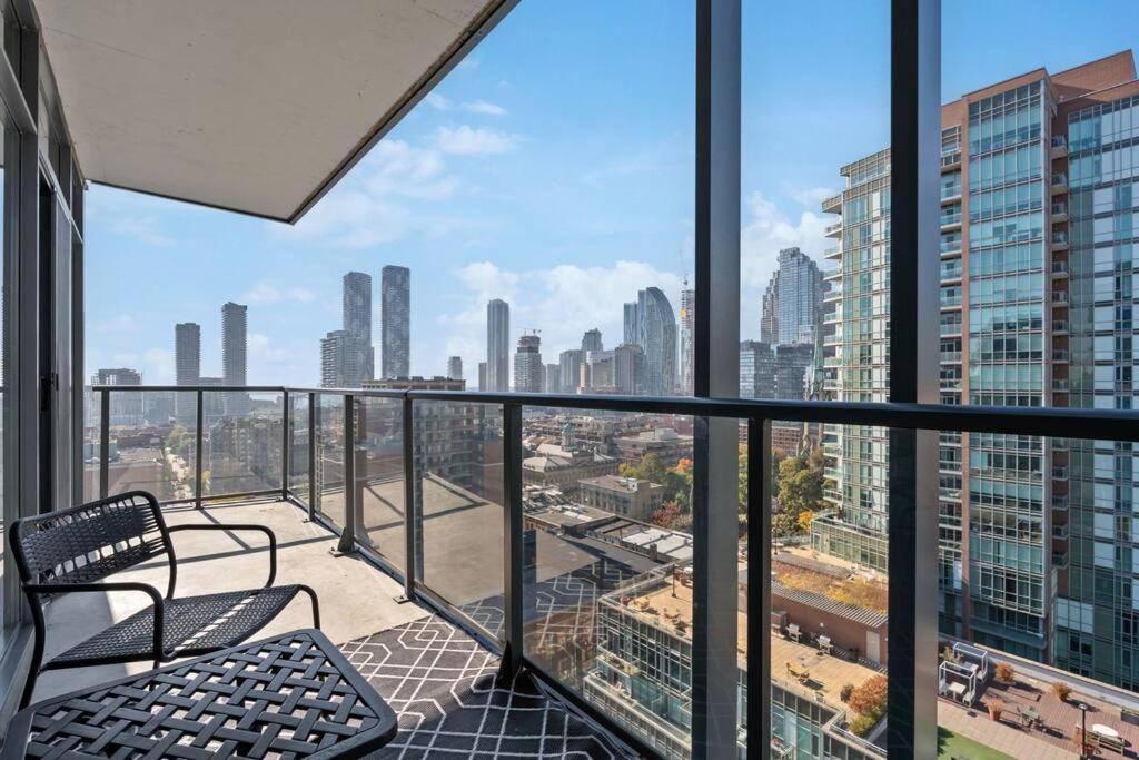 Amazing View 2Br St Lawrence Market Condo, Downtown Toronto Exterior foto