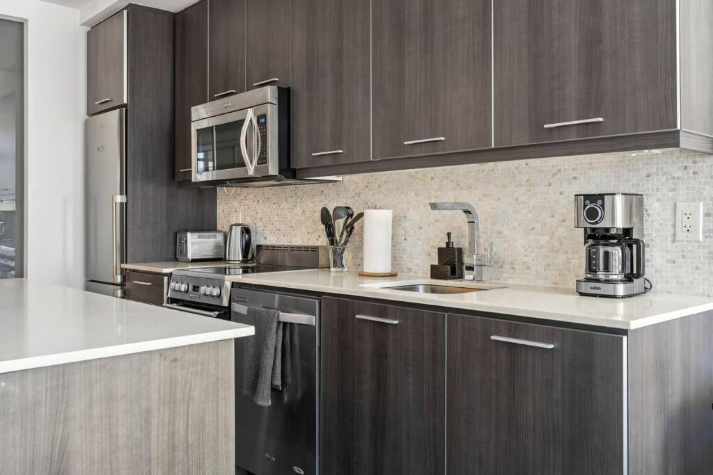 Amazing View 2Br St Lawrence Market Condo, Downtown Toronto Exterior foto